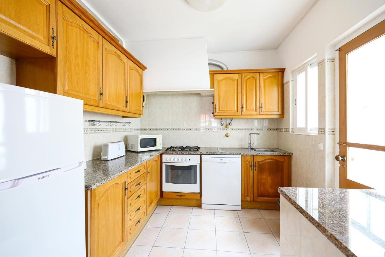 B63 - Corner Street Historic Center Apartment In Lagos Extérieur photo